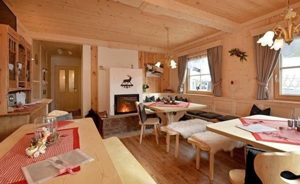 Bergpension-Ebental Brixen im Thale Ngoại thất bức ảnh